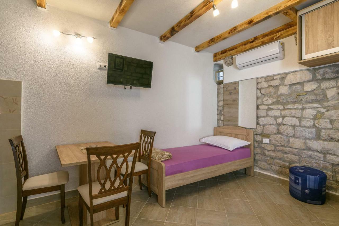 Lorena Trogir Exterior foto